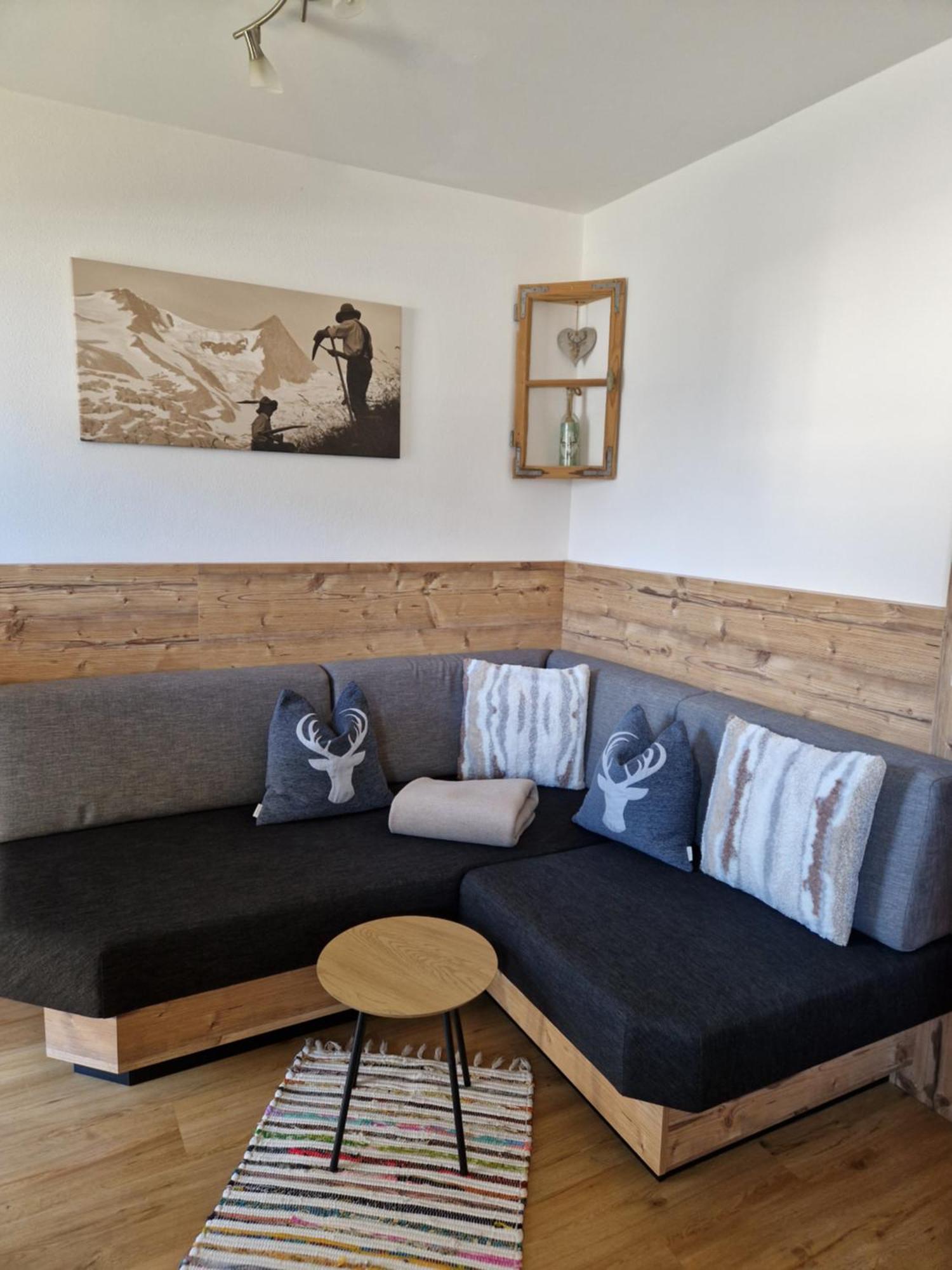 Haus Roland Apartment Zell am Ziller Exterior photo